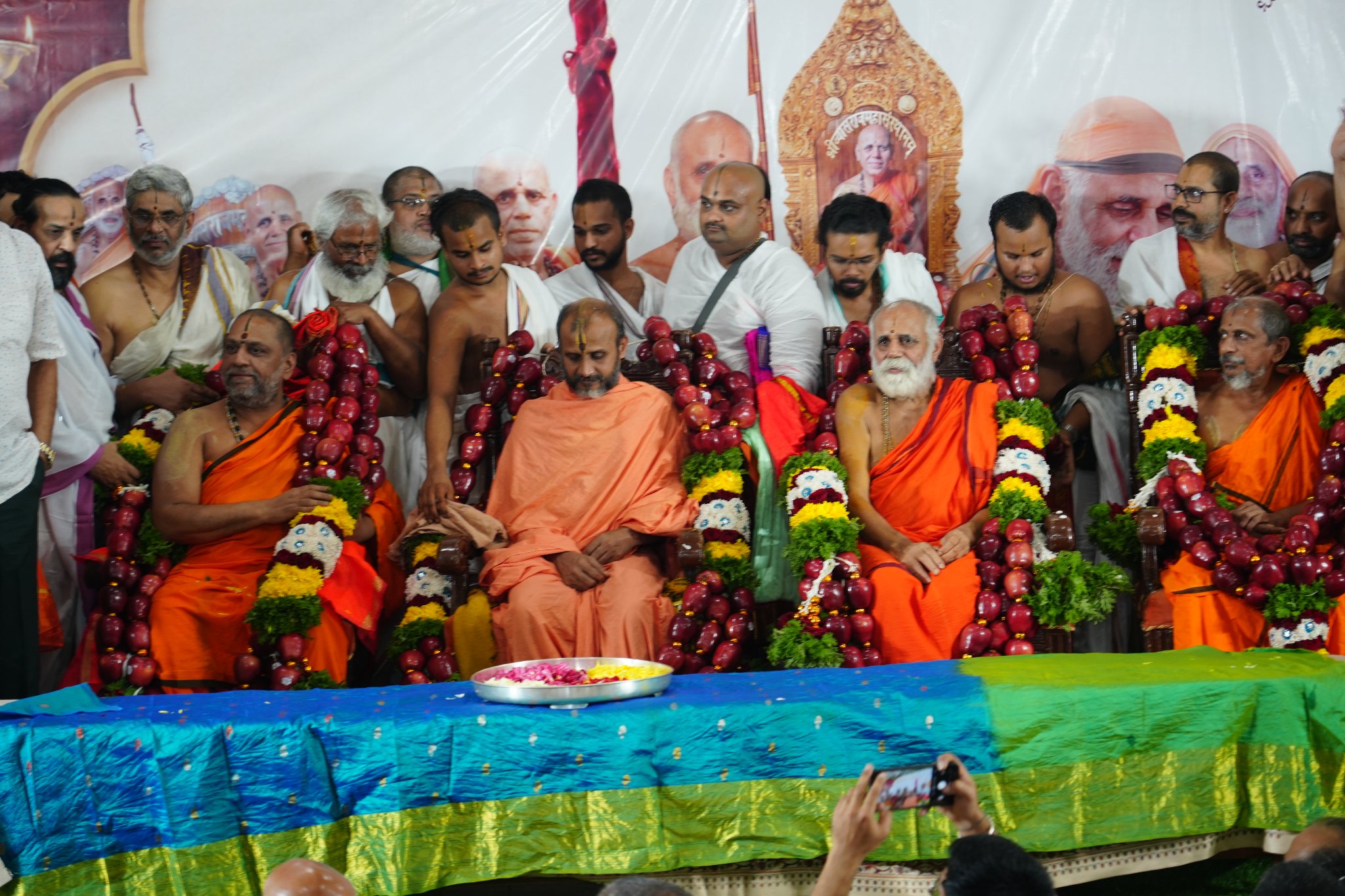 HH Shri Satyatmatirtha Swamiji at HH Shri Vidyashreesha Tirtha's Peetharohana Dashamanotsava-13