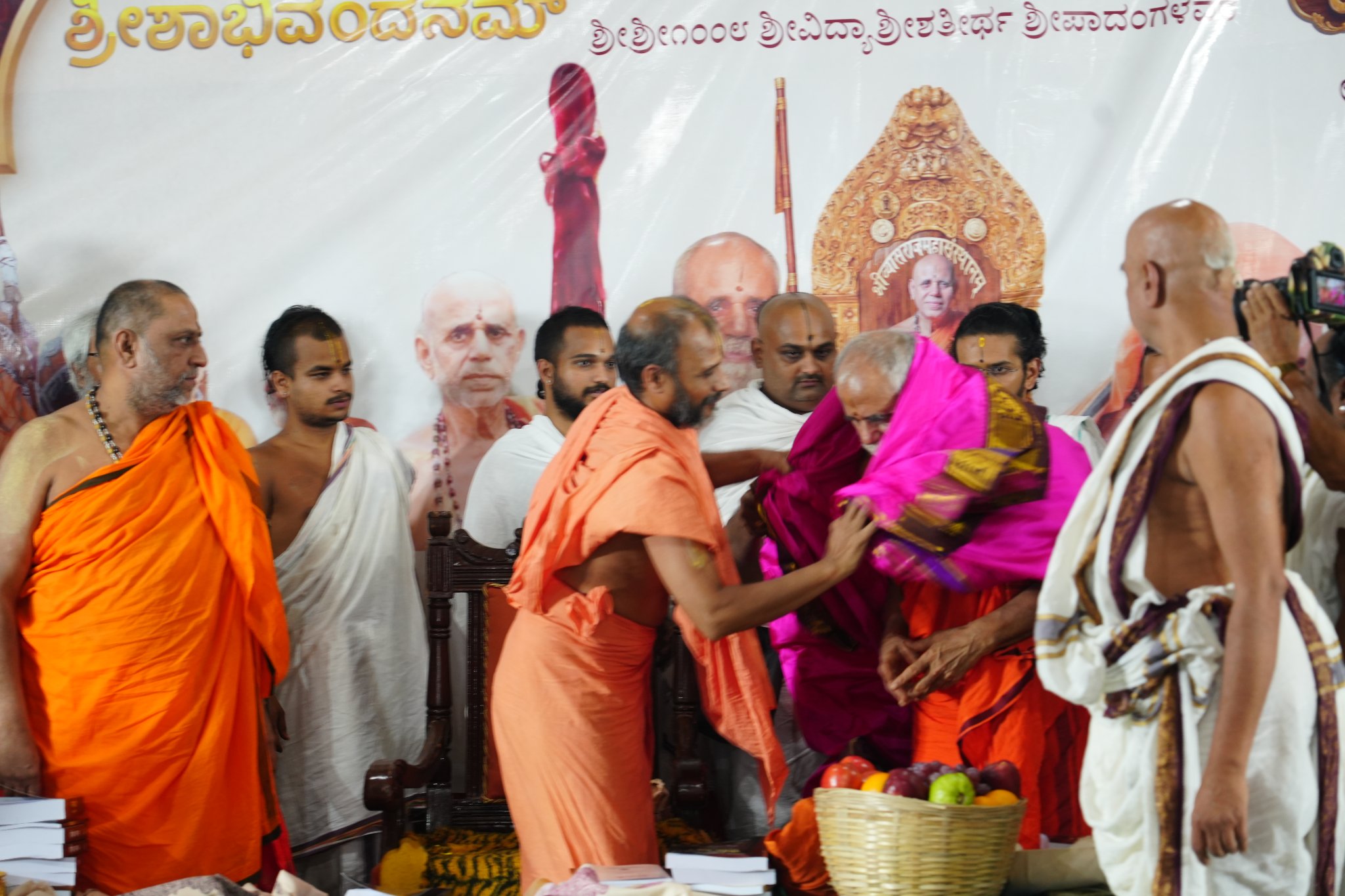 HH Shri Satyatmatirtha Swamiji at HH Shri Vidyashreesha Tirtha's Peetharohana Dashamanotsava-2