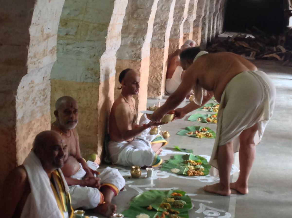 Sri Akshobhya Tirthara Aradhana Malkhed 2017-14